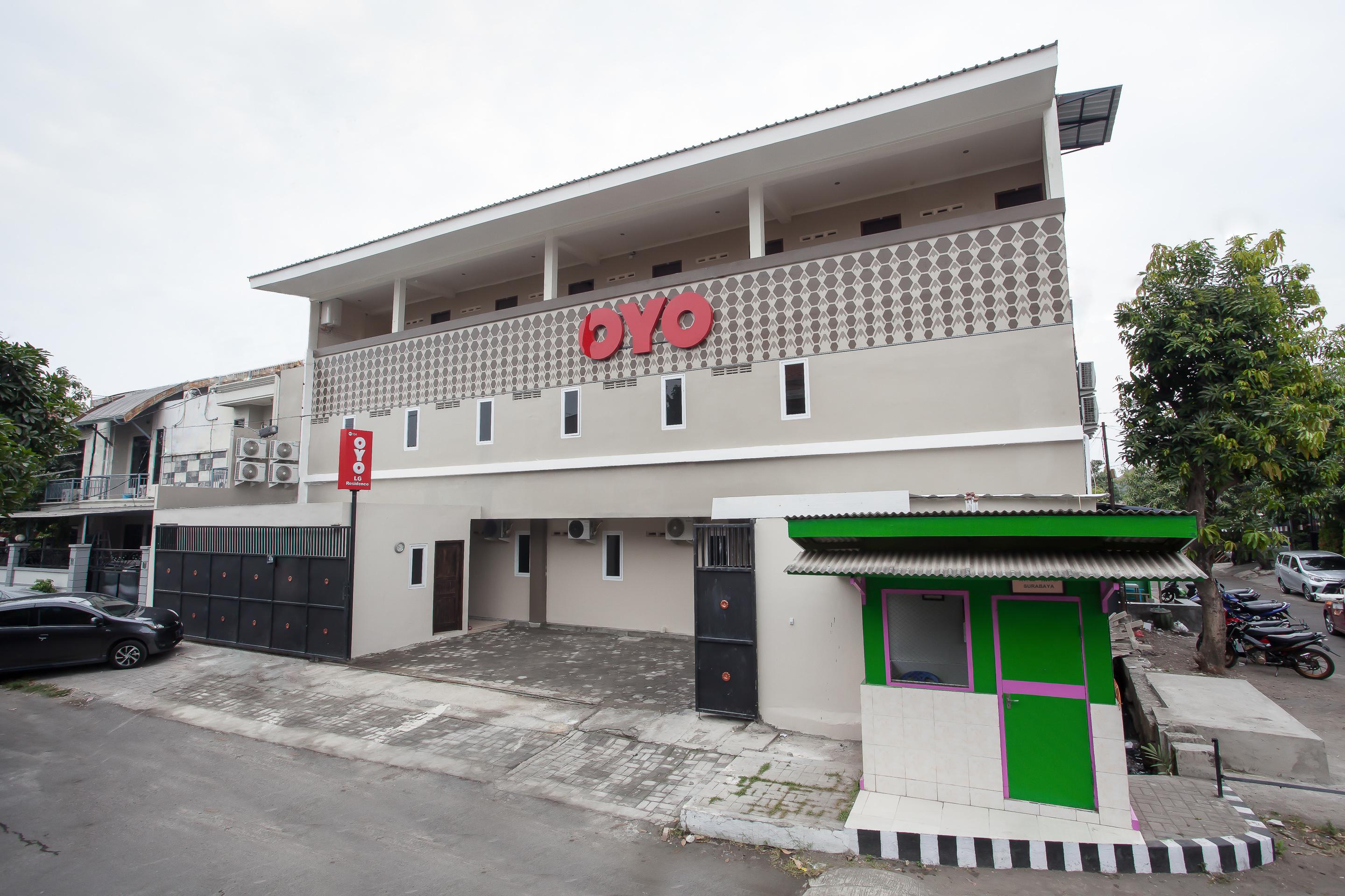 Super Oyo Capital O 134 Lg Residence Surabaya Exterior foto