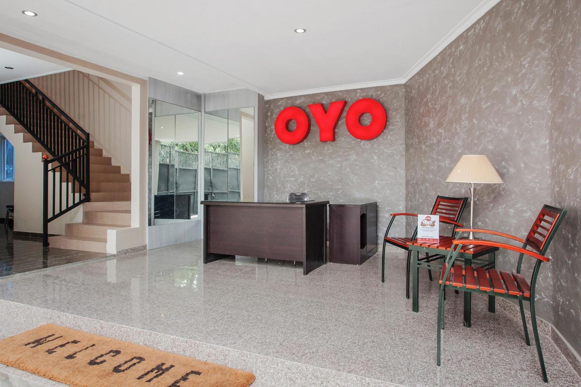 Super Oyo Capital O 134 Lg Residence Surabaya Exterior foto