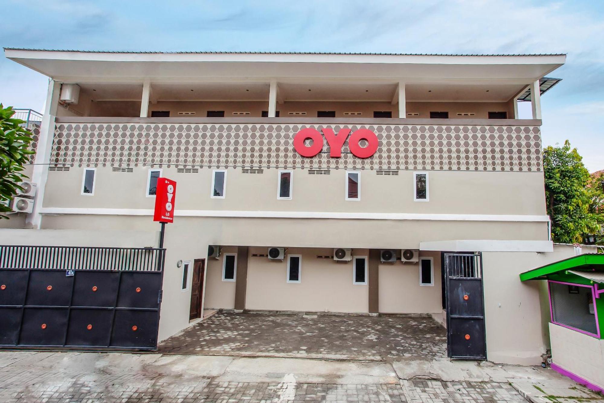 Super Oyo Capital O 134 Lg Residence Surabaya Exterior foto